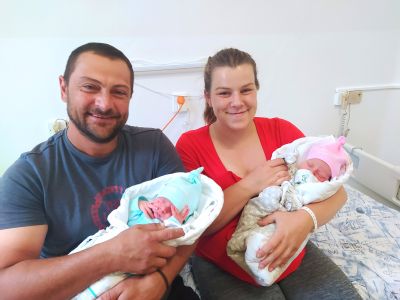 Novojičínská porodnice se opět těší z porodu dvojčat, která přišla na svět prvorodičce spontánním porodem.
